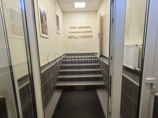 Аренда помещения свободного назначения 95.9 м²
