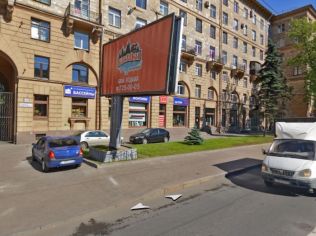 Аренда торгового помещения 330 м2 в многофункциональном комплексе, метро Пионерская