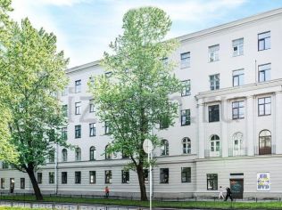Аренда офиса 35.7 м2 в офисном здании, метро Парк Победы
