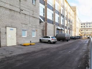 Аренда офиса 120 м2 в бизнес-центре, метро Ладожская