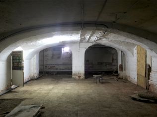 Аренда торгового помещения 106.6 м²