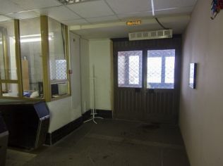 Аренда офиса 26 м2 в бизнес-центре, метро Рыбацкое