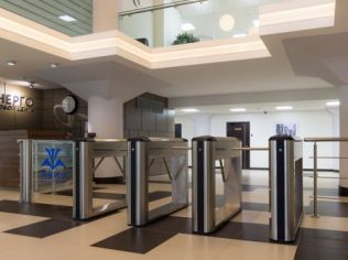 Аренда офиса 300.1 м2 в бизнес-центре, метро Фрунзенская