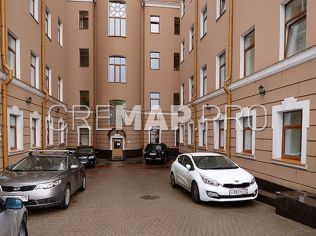 Аренда офиса 100 м2 в бизнес-центре, метро Площадь Александра Невского 1