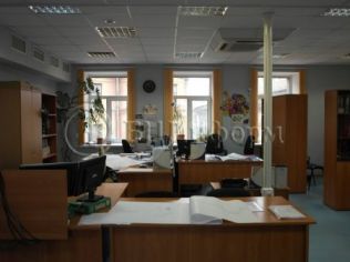 Аренда офиса 258.6 м2 в бизнес-центре, метро Кировский Завод