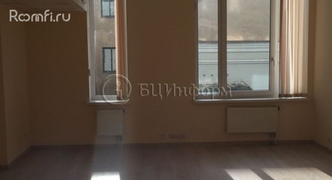 Аренда офиса 39.5 м², Малый проспект Васильевского острова - фото 1