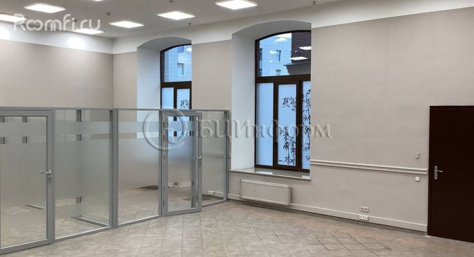 Аренда офиса 358 м², улица Красного Курсанта - фото 2