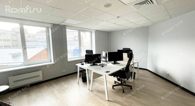 Аренда офиса 946.7 м², Заставская улица - фото 1