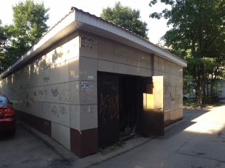 Продажа помещения свободного назначения 70 м2 в торгово-офисном комплексе, метро Приморская