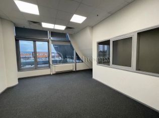 Аренда помещения свободного назначения 86.5 м²