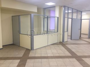 Аренда помещения свободного назначения 77 м²