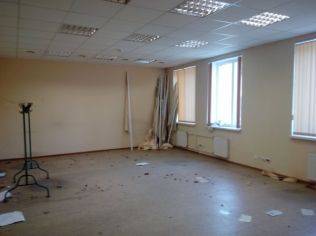 Аренда офиса 48.4 м2 в бизнес-центре, метро Приморская