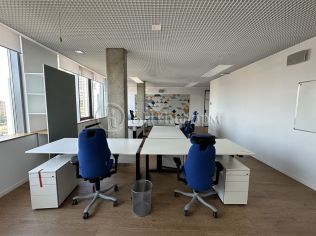Аренда офиса 4556 м²