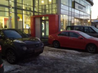 Аренда торгового помещения 136 м2 в отдельно стоящем здании, метро Комендантский Проспект