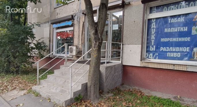 Аренда торгового помещения 13.4 м², улица Дыбенко - фото 1