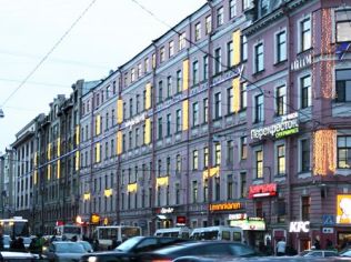 Аренда офиса 410.1 м2 в бизнес-центре, метро Василеостровская