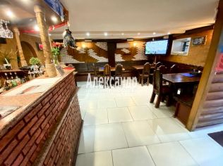 Аренда торгового помещения 79.2 м²