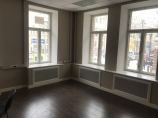 Аренда офиса 250 м2 в офисном здании, метро Адмиралтейская