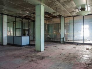 Аренда производственного помещения 142.3 м2 в многофункциональном комплексе, метро Нарвская