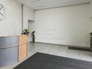 Аренда офиса 37 м2 в бизнес-центре, метро Ладожская