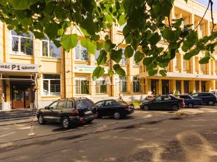 Аренда офиса 60 м2 в бизнес-центре, метро Новочеркасская