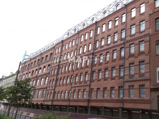 Продажа офиса 5704.7 м2 в бизнес-центре, метро Чкаловская