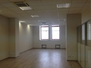 Аренда офиса 390 м2 в бизнес-центре, метро Горьковская