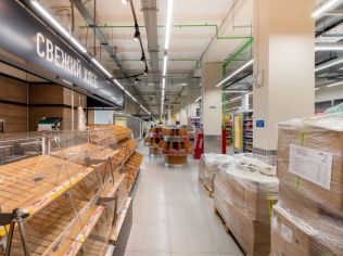 Аренда торгового помещения 1200 м²