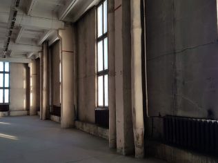 Аренда склада 1471 м2 в складском комплексе, метро Проспект Просвещения