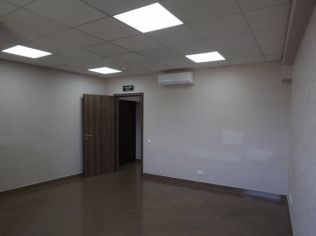 Аренда офиса 155.8 м2 в бизнес-центре, метро Пионерская