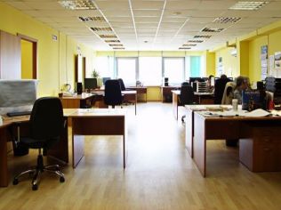Аренда офиса 79.9 м2 в бизнес-центре, метро Балтийская