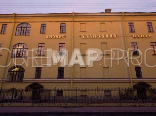 Аренда офиса 61.4 м2 в бизнес-центре, метро Нарвская