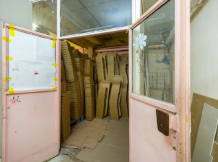 Аренда производственного помещения 646 м2 в многофункциональном комплексе, метро Нарвская