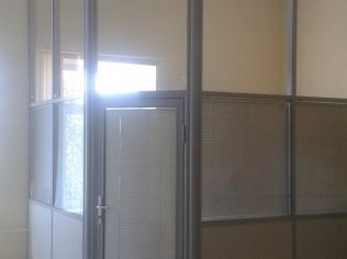 Аренда офиса 26.6 м2 в бизнес-центре, метро Бухарестская