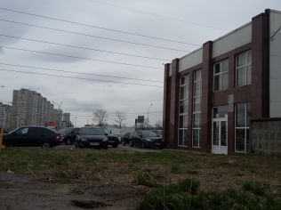 Аренда помещения свободного назначения 108 м2 в многофункциональном комплексе, метро Обухово