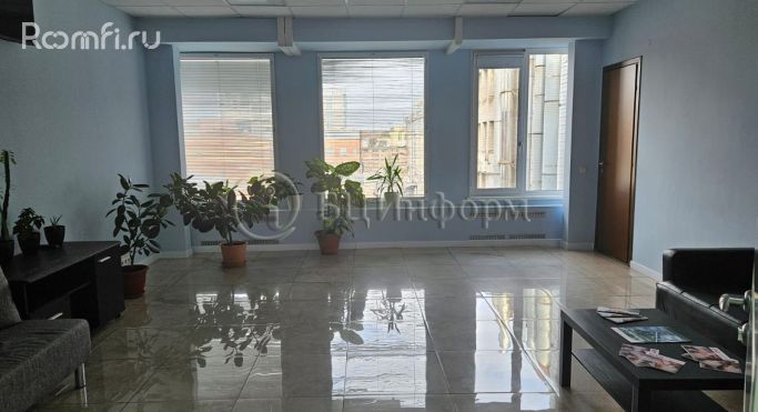 Аренда помещения свободного назначения 434.7 м², Московский проспект - фото 1