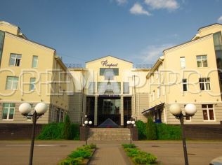 Аренда офиса 88.9 м2 в бизнес-центре, метро Василеостровская