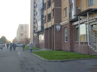 Продажа торгового помещения 176 м2 в многофункциональном комплексе, метро Улица Дыбенко