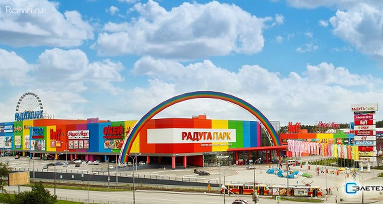 Торгово-развлекательный центр «Питер-Радуга» - фото 1