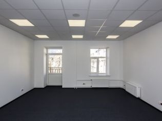 Аренда офиса 255.1 м2 в бизнес-центре, метро Маяковская