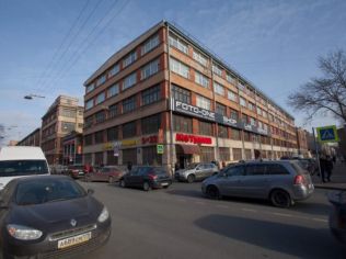 Аренда торгового помещения 1400 м2 в отдельно стоящем здании, метро Чкаловская