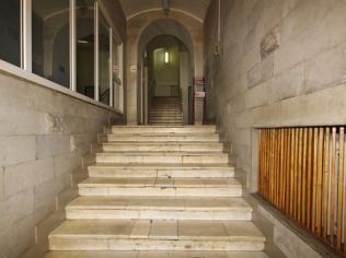 Аренда офиса 54.1 м2 в бизнес-центре, метро Садовая