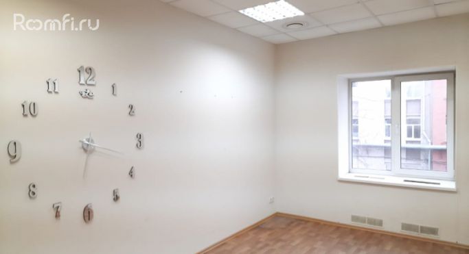 Аренда офиса 101.9 м², улица Швецова - фото 1