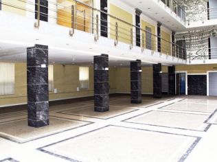 Аренда офиса 31.8 м2 в бизнес-центре, метро Василеостровская