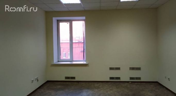 Аренда торгового помещения 29.8 м², улица Швецова - фото 1