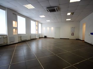 Аренда помещения свободного назначения 145 м2 в многофункциональном комплексе, метро Московские Ворота