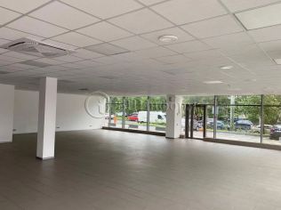 Аренда торгового помещения 126.3 м²