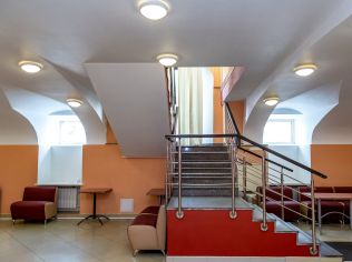 Аренда помещения свободного назначения 135 м²