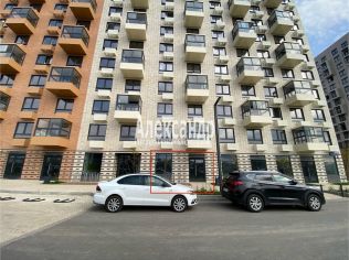 Аренда торгового помещения 83.9 м²