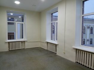 Аренда офиса 18.7 м2 в офисном здании, метро Площадь Ленина